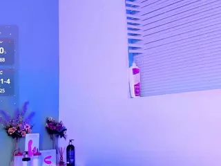 Lovely Nicki's Live Sex Cam Show