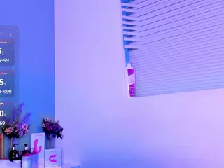 LovelyNicki's Live Sex Cam Show