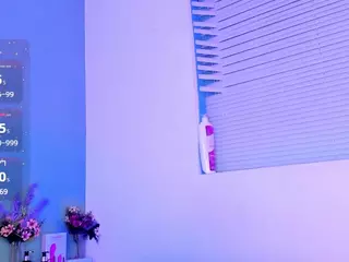 LovelyNicki's Live Sex Cam Show