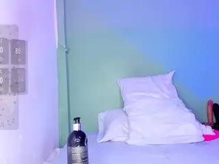 LovelyNicki's Live Sex Cam Show
