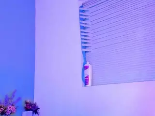 LovelyNicki's Live Sex Cam Show