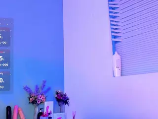 LovelyNicki's Live Sex Cam Show