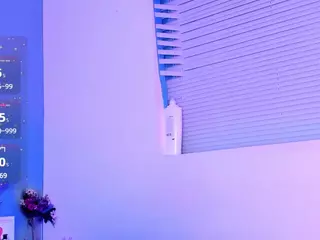 LovelyNicki's Live Sex Cam Show