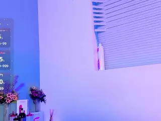 LovelyNicki's Live Sex Cam Show