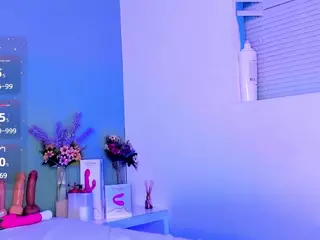 LovelyNicki's Live Sex Cam Show