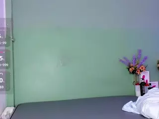 LovelyNicki's Live Sex Cam Show