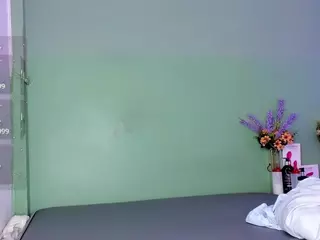 LovelyNicki's Live Sex Cam Show