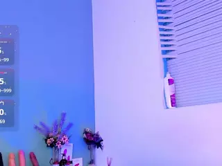 LovelyNicki's Live Sex Cam Show