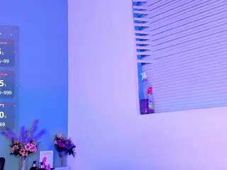 LovelyNicki's Live Sex Cam Show