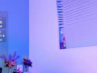 LovelyNicki's Live Sex Cam Show