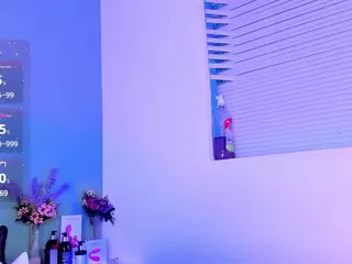 LovelyNicki's Live Sex Cam Show