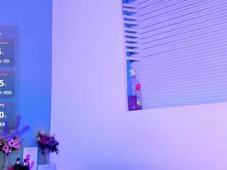 LovelyNicki's Live Sex Cam Show
