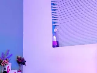 LovelyNicki's Live Sex Cam Show
