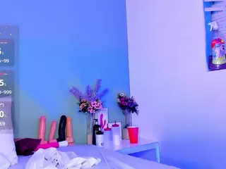 LovelyNicki's Live Sex Cam Show