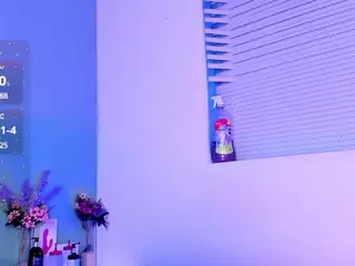 LovelyNicki's Live Sex Cam Show