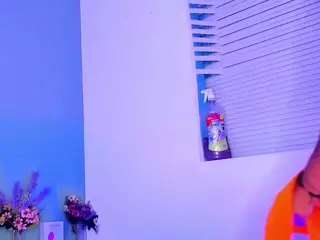 LovelyNicki's Live Sex Cam Show
