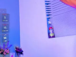 LovelyNicki's Live Sex Cam Show