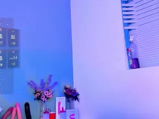 LovelyNicki's Live Sex Cam Show