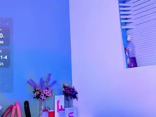 LovelyNicki's Live Sex Cam Show