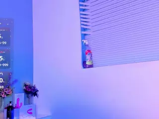 LovelyNicki's Live Sex Cam Show