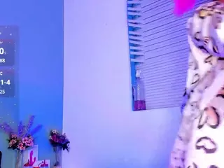 LovelyNicki's Live Sex Cam Show