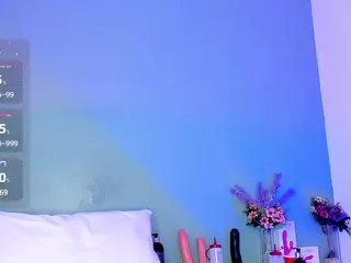 LovelyNicki's Live Sex Cam Show