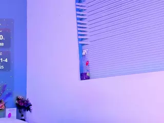 LovelyNicki's Live Sex Cam Show