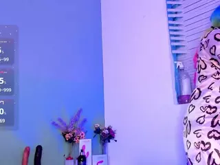 LovelyNicki's Live Sex Cam Show