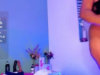 LovelyNicki's Live Sex Cam Show