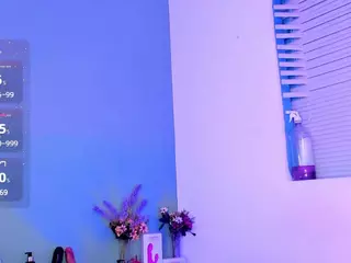 LovelyNicki's Live Sex Cam Show