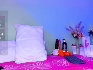 LovelyNicki's Live Sex Cam Show