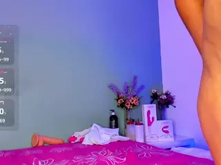 LovelyNicki's Live Sex Cam Show