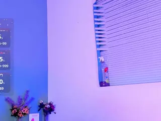 LovelyNicki's Live Sex Cam Show