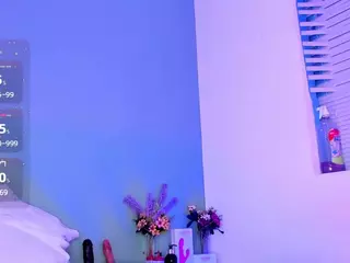 LovelyNicki's Live Sex Cam Show