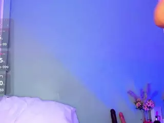 LovelyNicki's Live Sex Cam Show