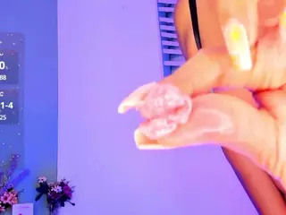 LovelyNicki's Live Sex Cam Show