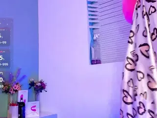 LovelyNicki's Live Sex Cam Show