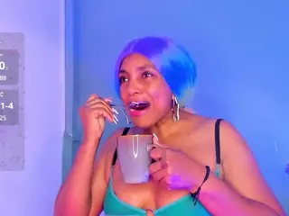 LovelyNicki's Live Sex Cam Show