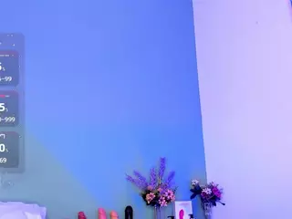 LovelyNicki's Live Sex Cam Show