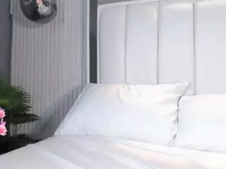 MartinaGrace's Live Sex Cam Show