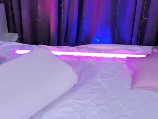 yorogumo's Live Sex Cam Show