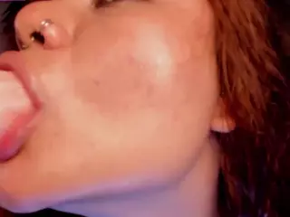 EvaHadid's Live Sex Cam Show