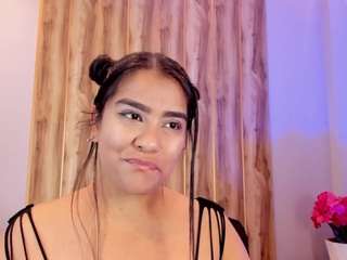 Live cam show with hannnasmith