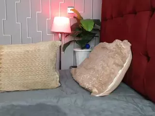 Nisha-Lee's Live Sex Cam Show