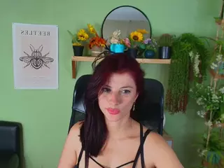 Aliiz-011's Live Sex Cam Show
