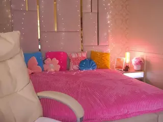 ArianaDark's Live Sex Cam Show