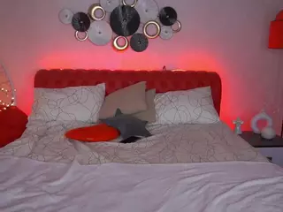 ArianaDark's Live Sex Cam Show