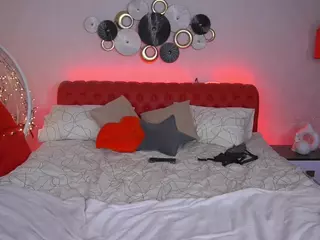 ArianaDark's Live Sex Cam Show