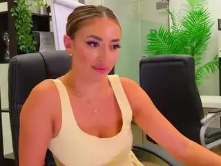 BabesGoesWild's Live Sex Cam Show
