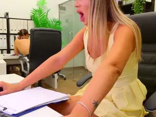 BabesGoesWild's Live Sex Cam Show